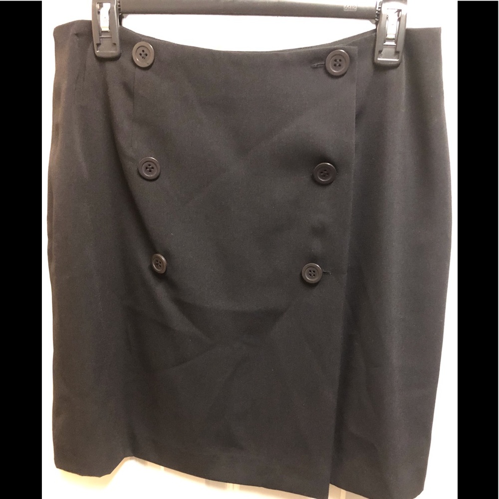 Geoffrey Beene Wrap Skirt Black. 14 Petite.